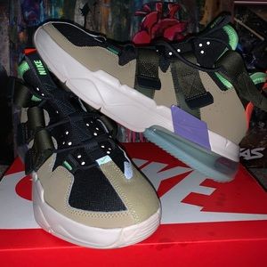 Nike 270